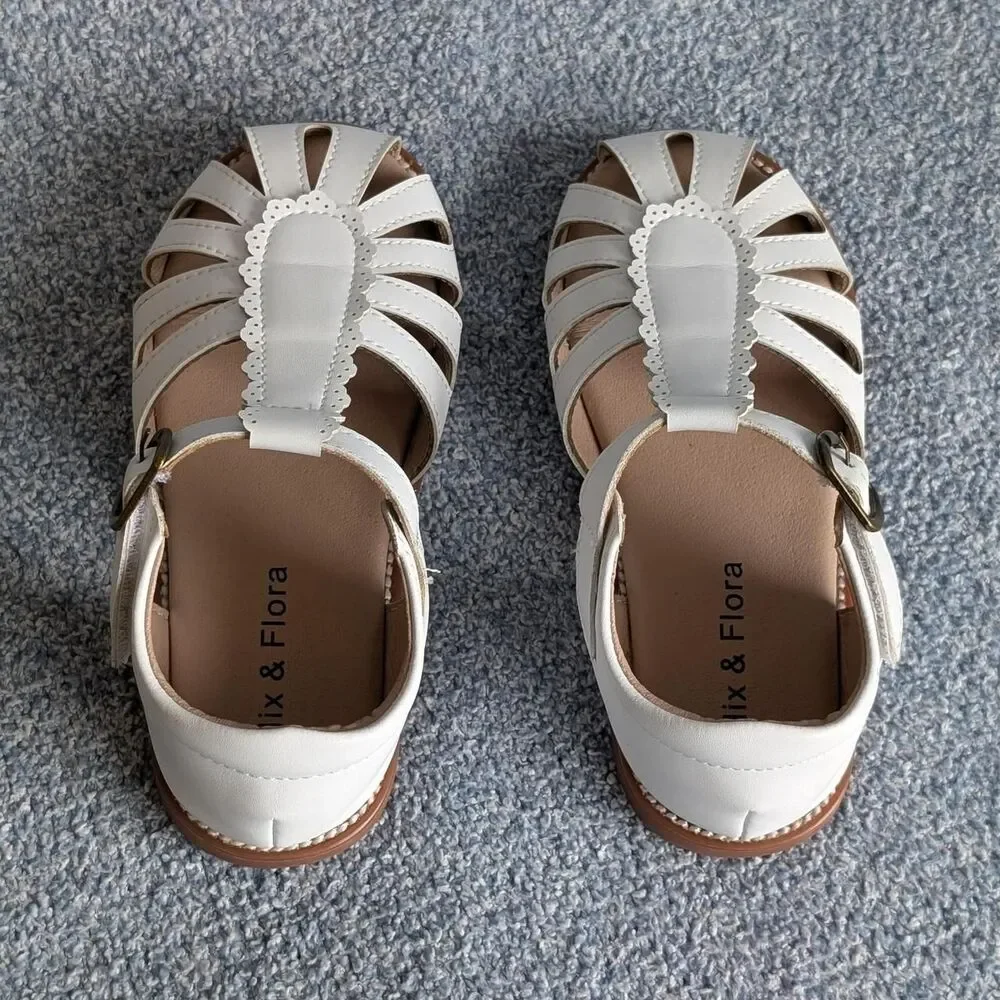 Felix & Flora Girls Size 11 Sandals Soft Rubber Princess Flat Flower Girl Shoes